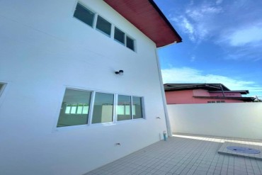image 17 GPPH1806 Modern and minimal townhouse for sale