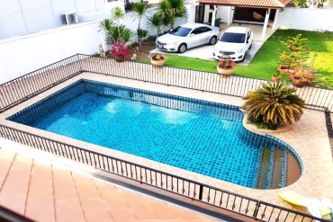 image 32 GPPH1823 Large family house in East Pattaya for sale