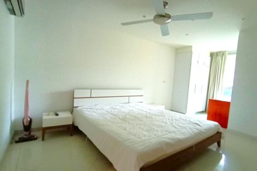 image 23 GPPC3528 Spacious 3-bedroom condo in Wongamat