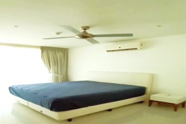 image 23 GPPC3528 Spacious 3-bedroom condo in Wongamat