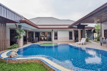 GPPH1841  Elegante Poolvilla mit 7 Schlafzimmern in Huay Yai