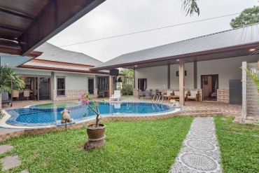 image 20 GPPH1841 Elegant 7-Bedroom Pool Villa in Huay Yai
