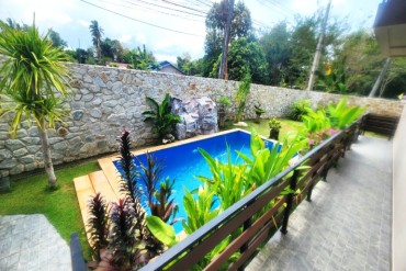 image 25 GPPH1845 2-stoeckiges Haus mit schoenem Garten und privatem Pool