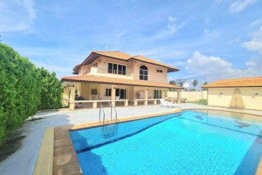 GPPH1873  4-Bedroom Pool Villa near Bang Saray Beach